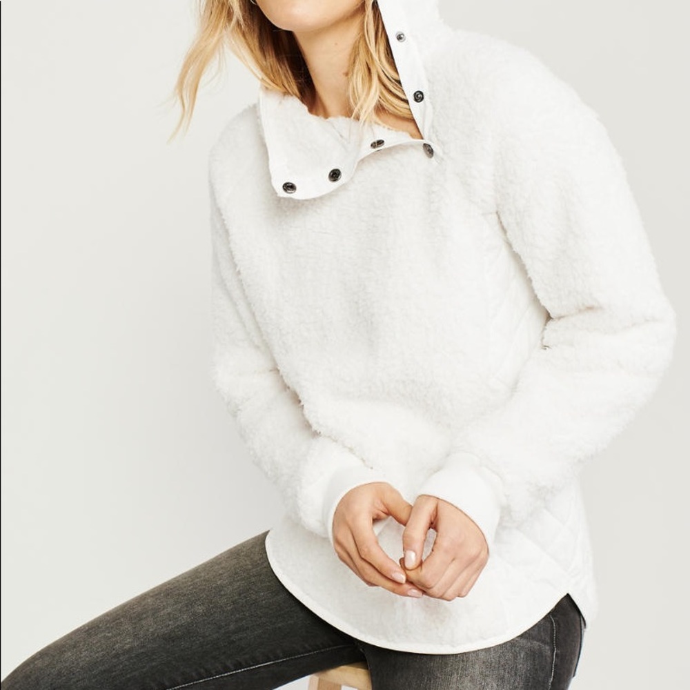 A&F Asymmetrical Snap-Up Sherpa Fleece